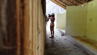 khamera ea lihloela ho mosebetsi-'moho le eena univesithing ea Spain